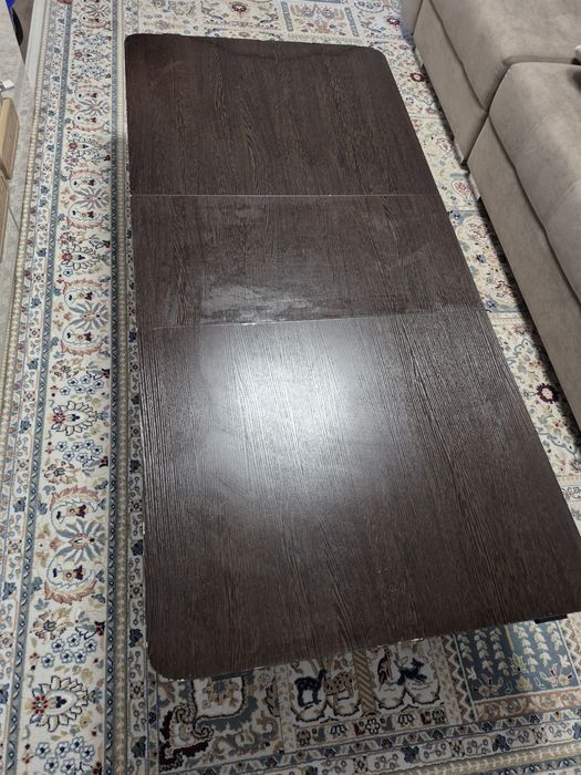 Стол продам  низкий