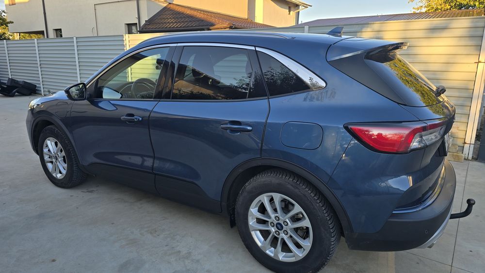 Ford kuga PHEV 225CP