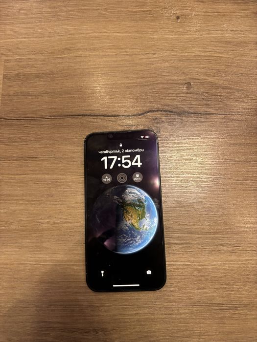 Iphone 13 със 15 калъфчета