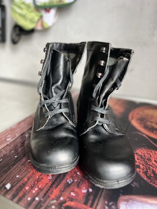 Военни кубинки 42 номер като нови