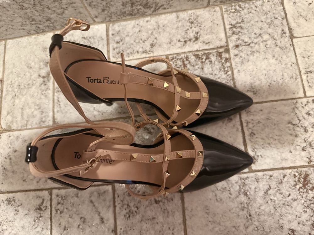 Pantofi eleganti cu toc