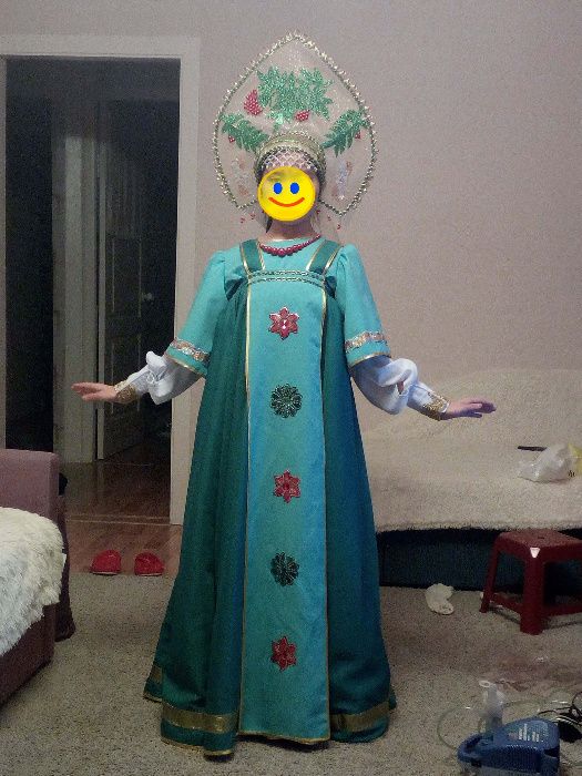 Продам костюмы для девочек (казахский и русский нац.