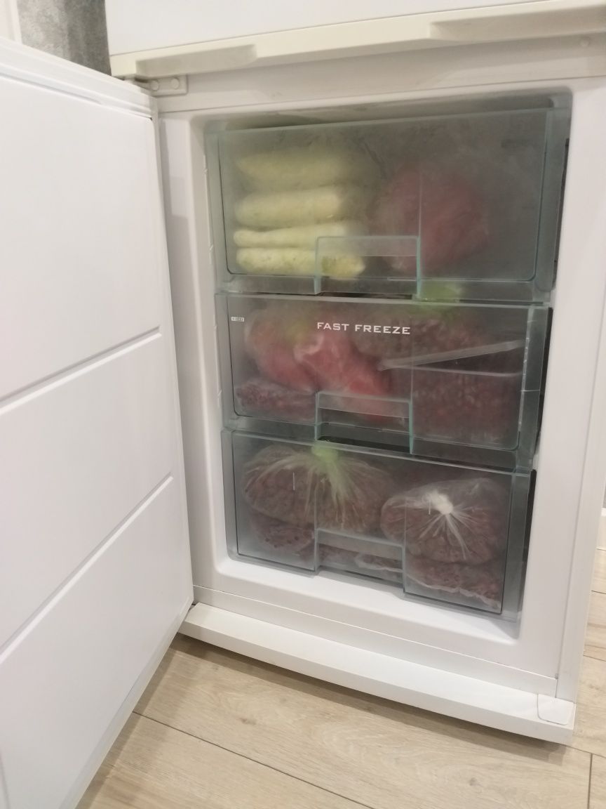 Холодильник за 95 000 тенге