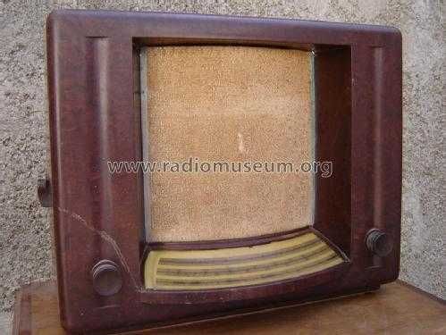 Radio Philips vech Matador V6A din  Bakelite pe tuburi