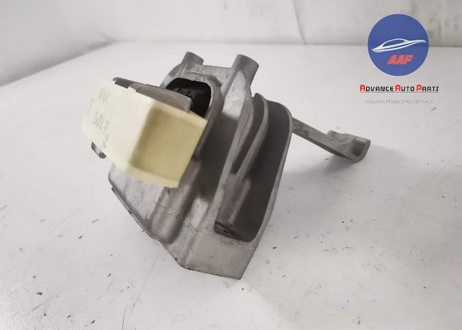 Тампон Опора Двигател Дясна / Tampon Opora Dvigatel Dyasna оригинален