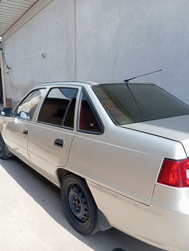 Daewoo NEXIA 2 1.6