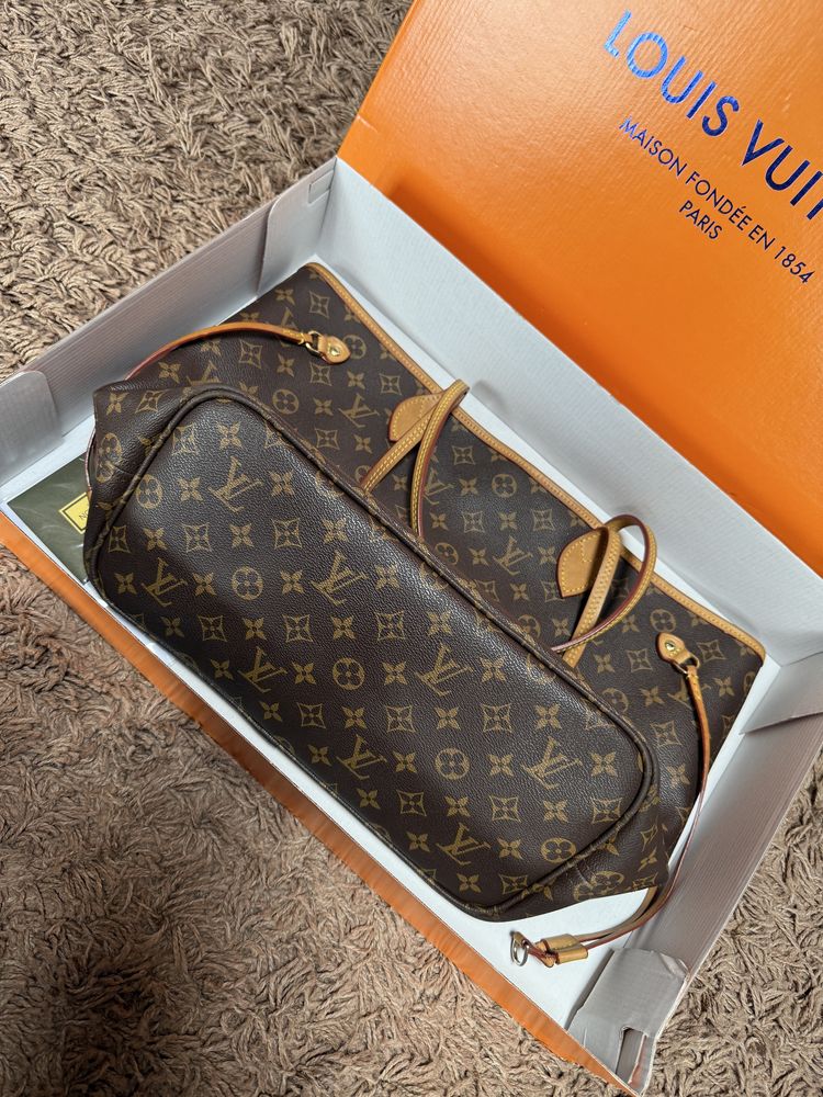 Louis Vuitton Neverfull MM