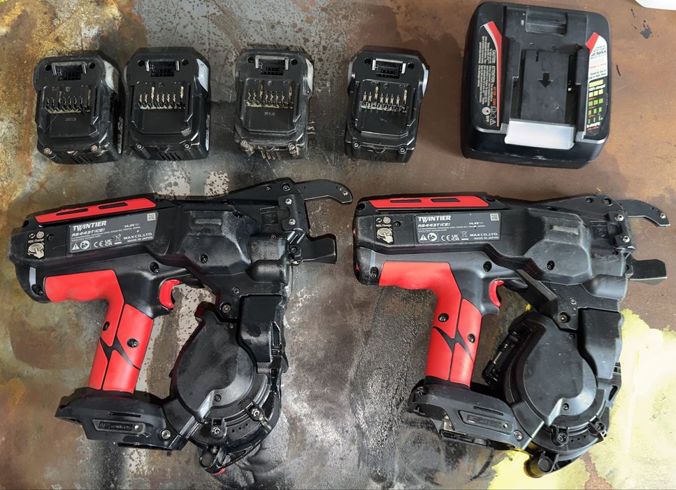 Mașină de legat fier beton MAX RB443T / 04/2025 an / 2 bucati