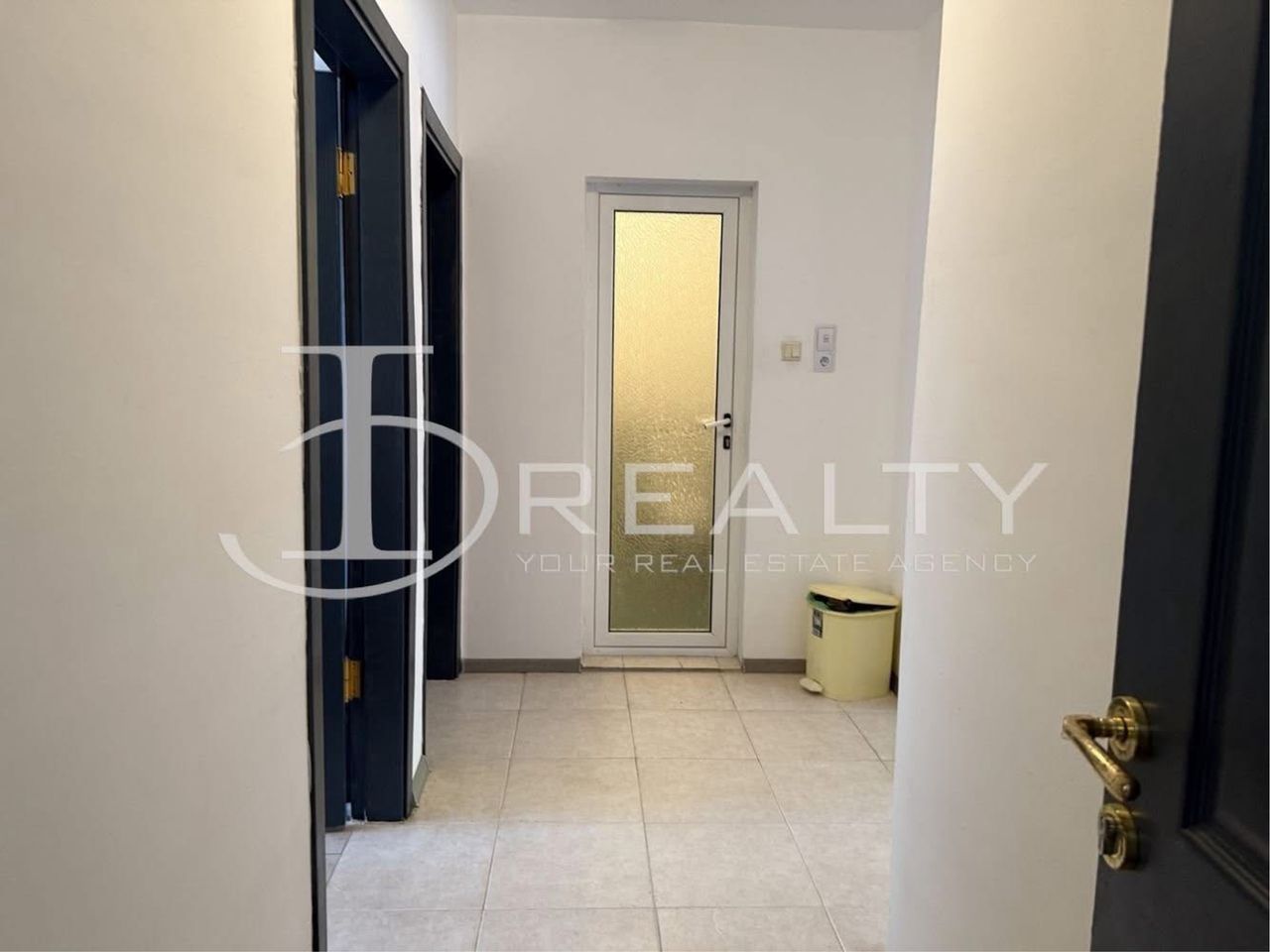 Продава се Тристаен апартамент в Свети Влас - 72 кв.м за 1042 €/кв.м - Снимка #1