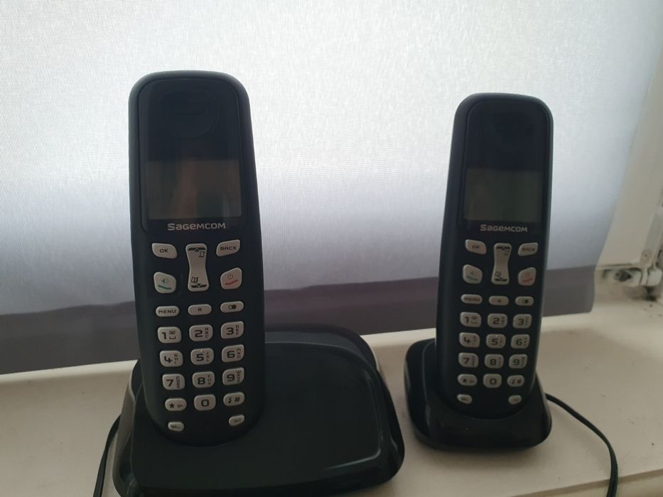 Kit telefoane fixe fără fir Sagemcom D17T FT (2 aparate + baze de încă