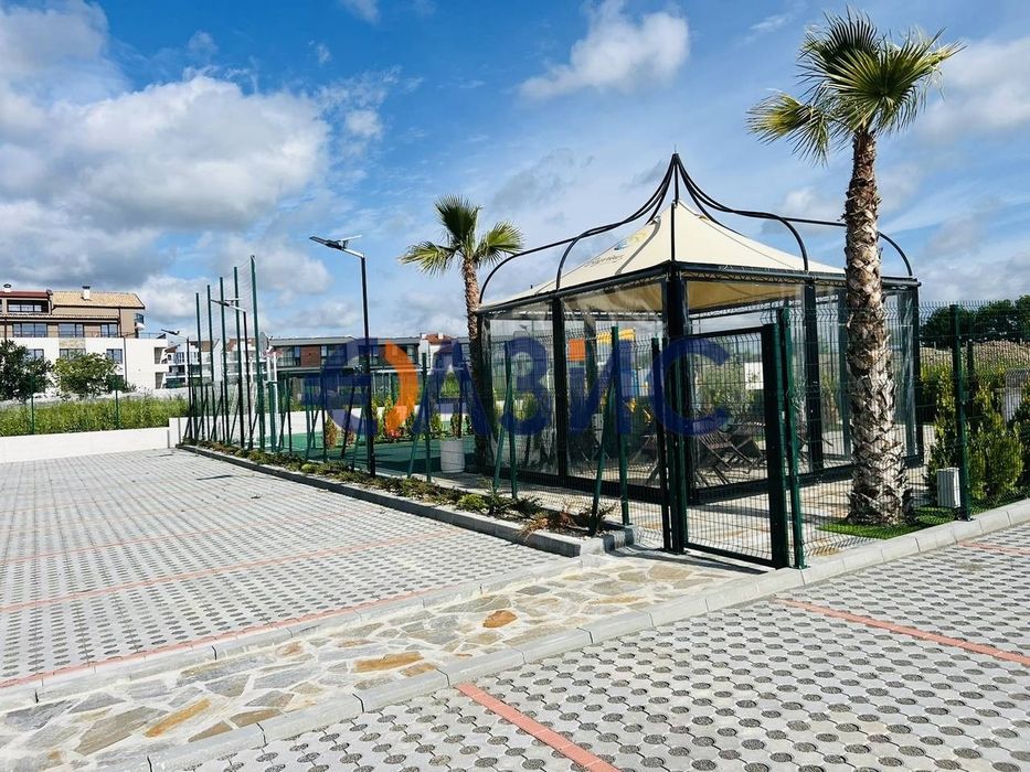 Продава се Тристаен апартамент в Бургас, Сарафово - 109 кв.м за 3303 €/кв.м - Снимка #5