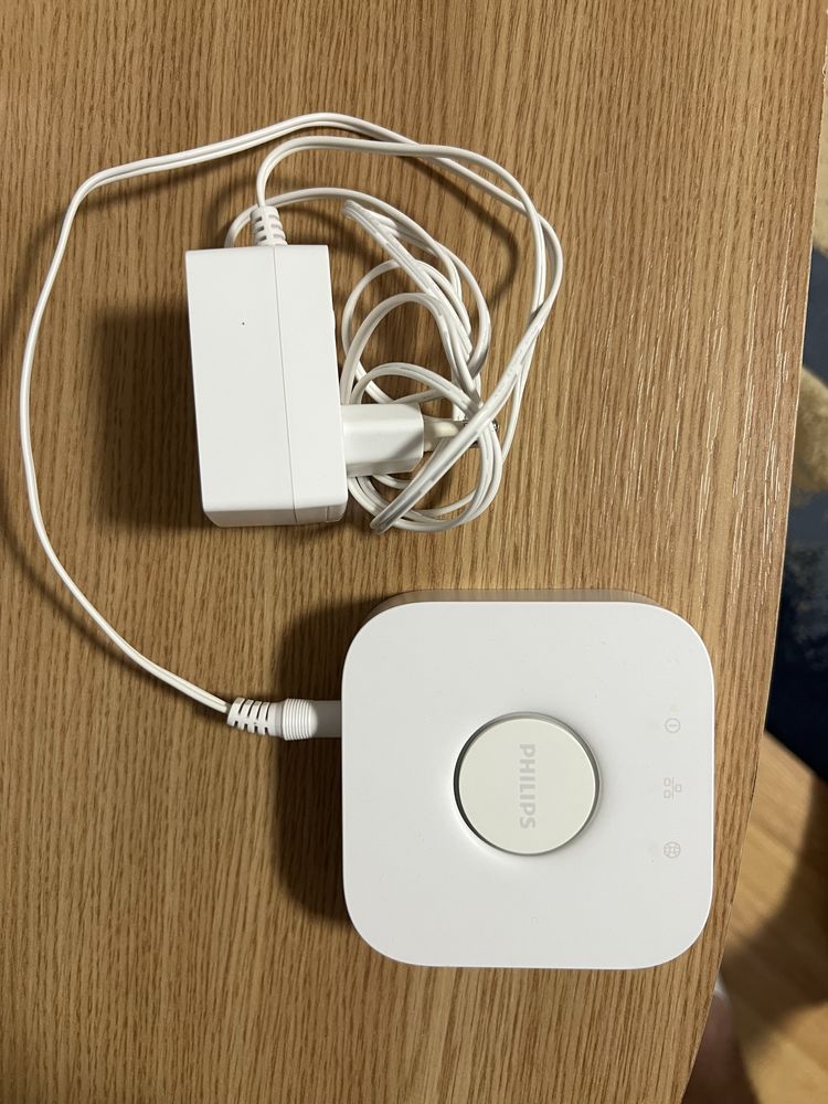 Philips Hue bridge