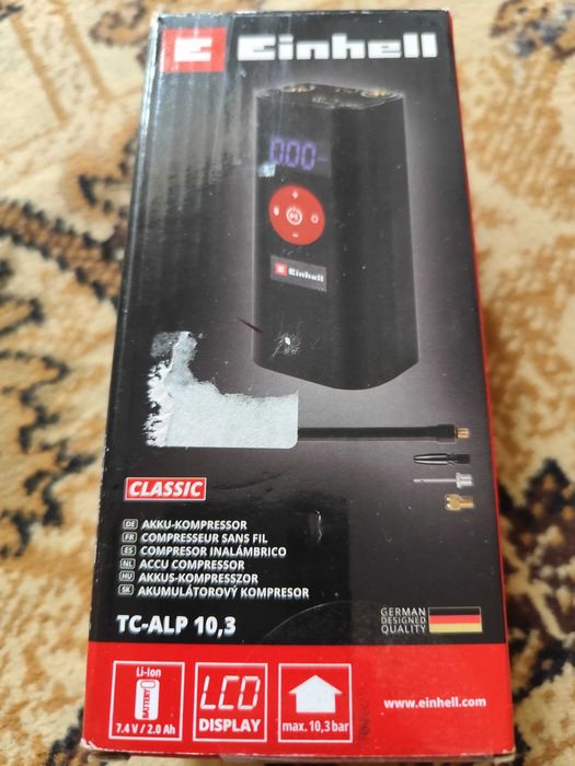 Pompa de umflat roti einhell pe baterie