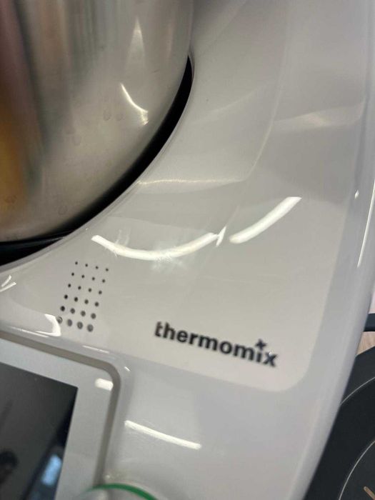 Robot de bucatarie Thermomix TM6-1 cu accesorii