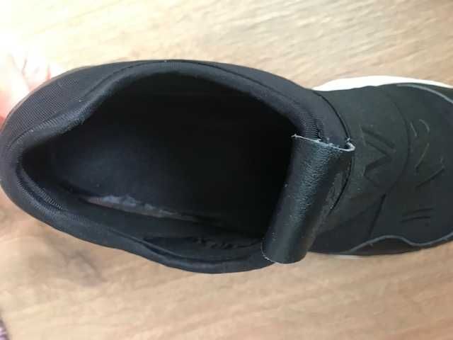Pantofi sport Armani Jeans, stare foarte buna. marimea 41