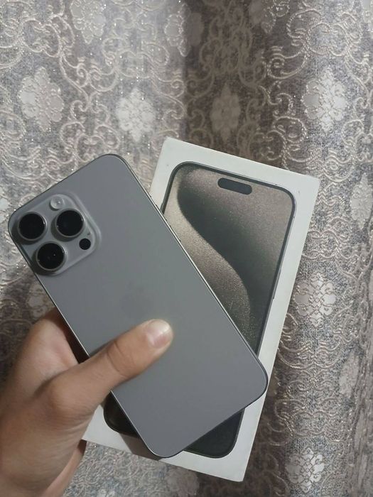 iPhone 15 pro max ideal