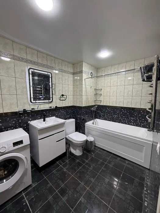 Продаётся Квартира Под Офис 150м2  Яккасарай  Бобур Ор.Аэропорт мост