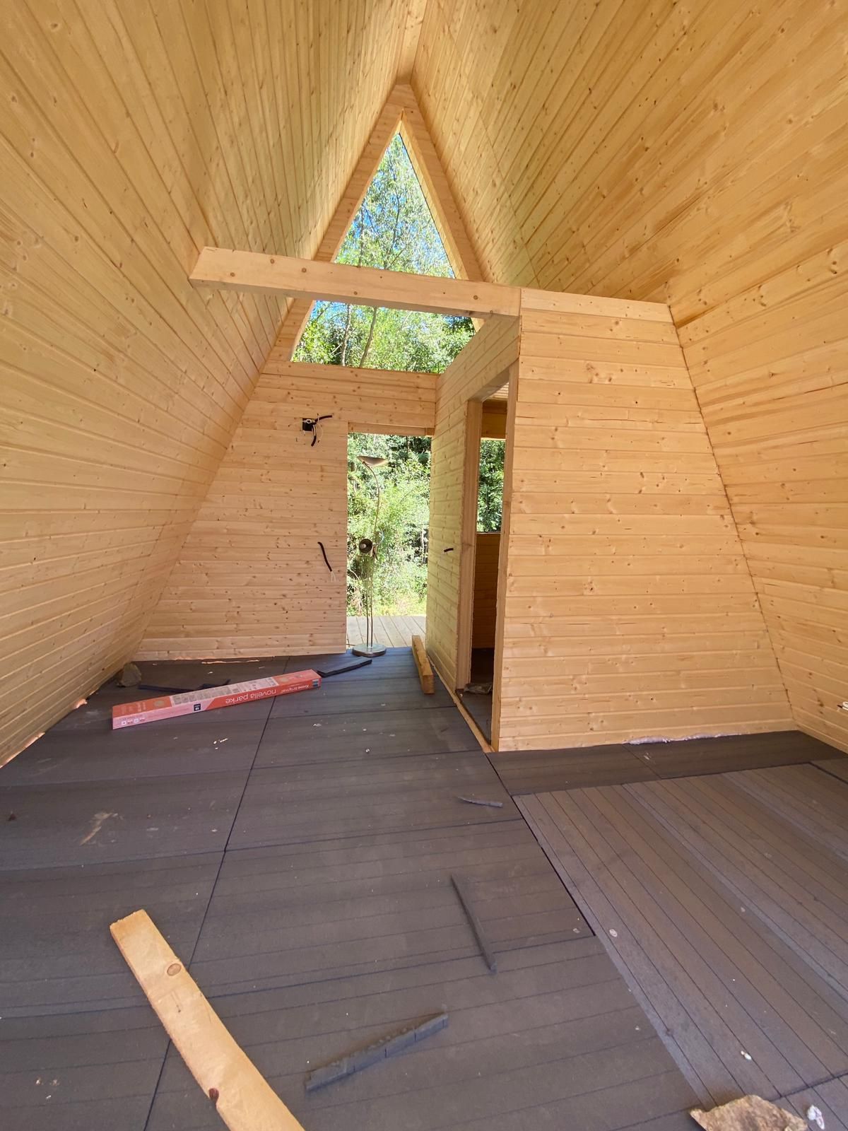 Vând cabane tip A