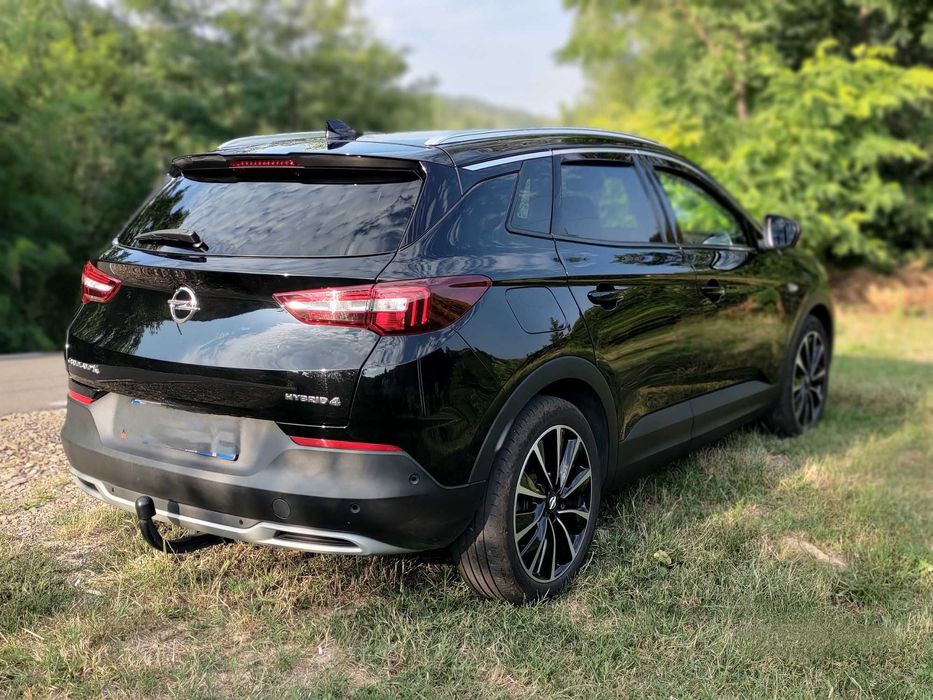 Opel Grandland (X) Ultimate Plug-in-Hybrid 4