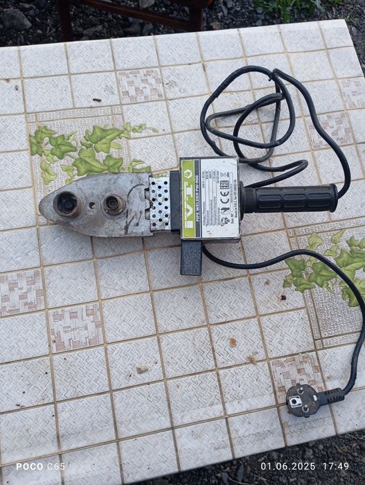 Продам утюг для пластиковых труб