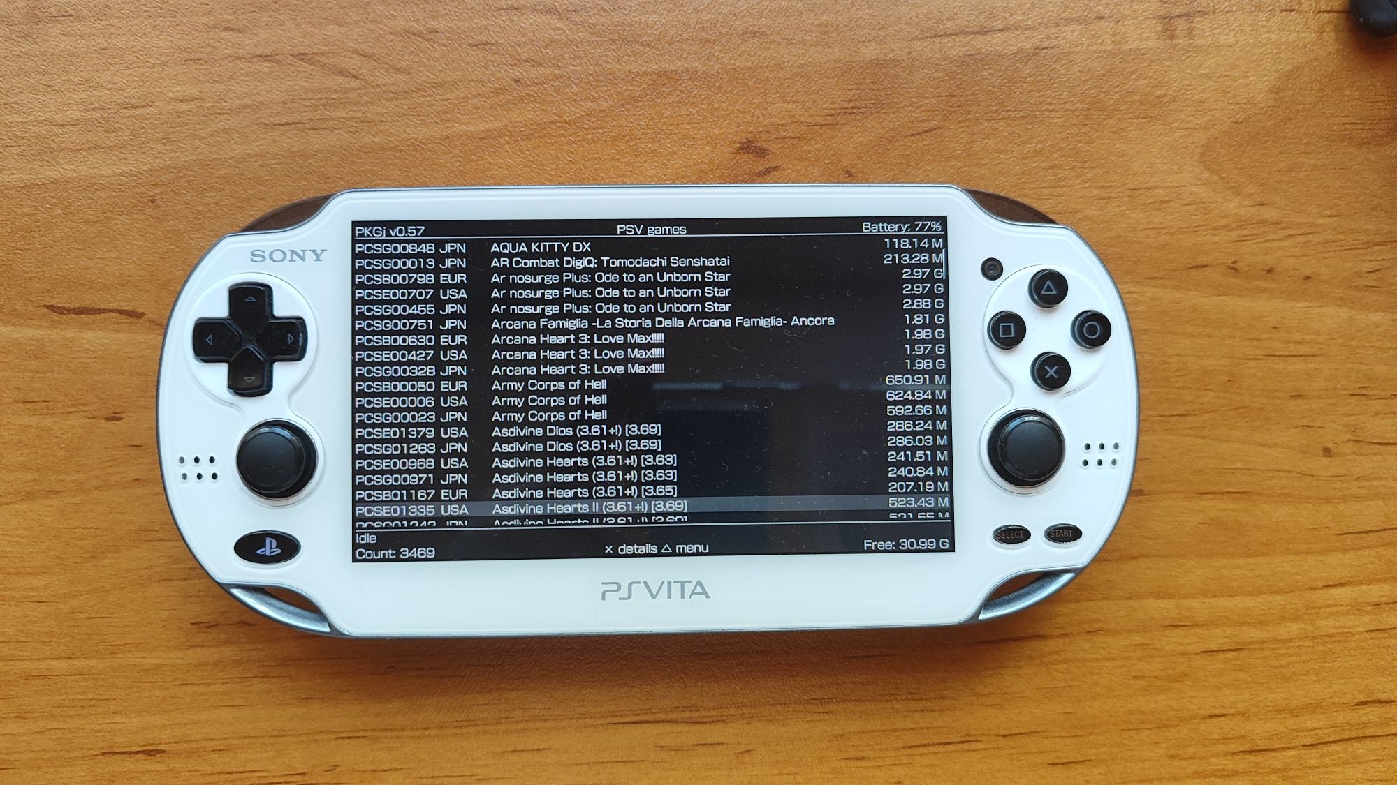 Ps Vita без драскотини