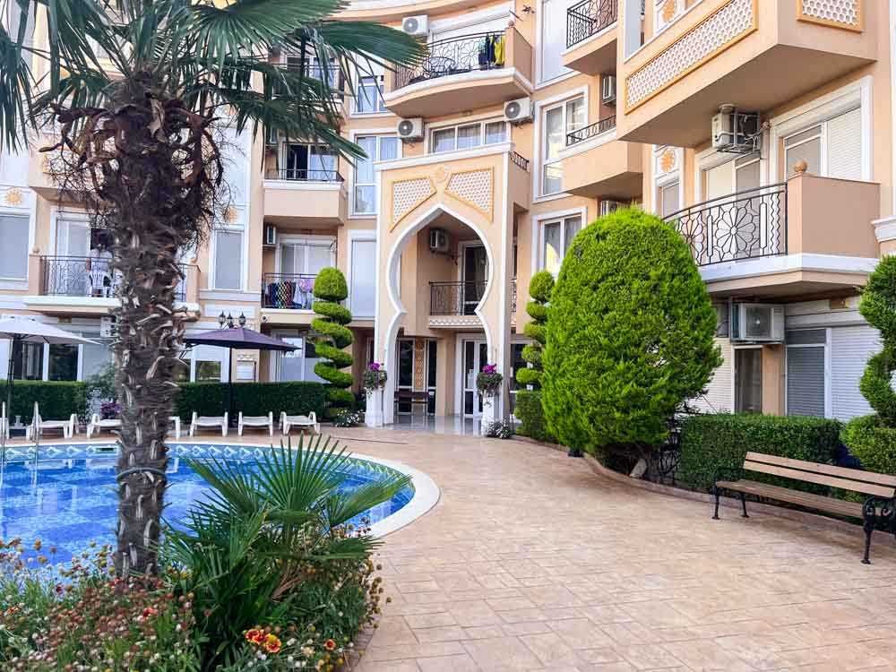 Продава се Тристаен апартамент в с. Равда, Област Бургас - 73 кв.м за 1302 €/кв.м - Снимка #2