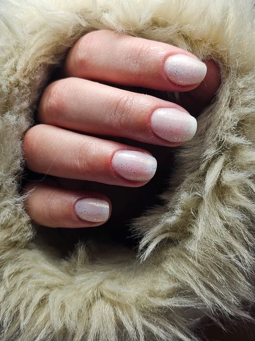 Manichiura semi, gel si poly gel