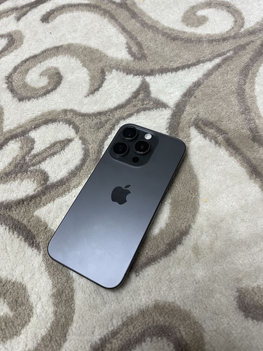 Продам айфон 15про 256гб