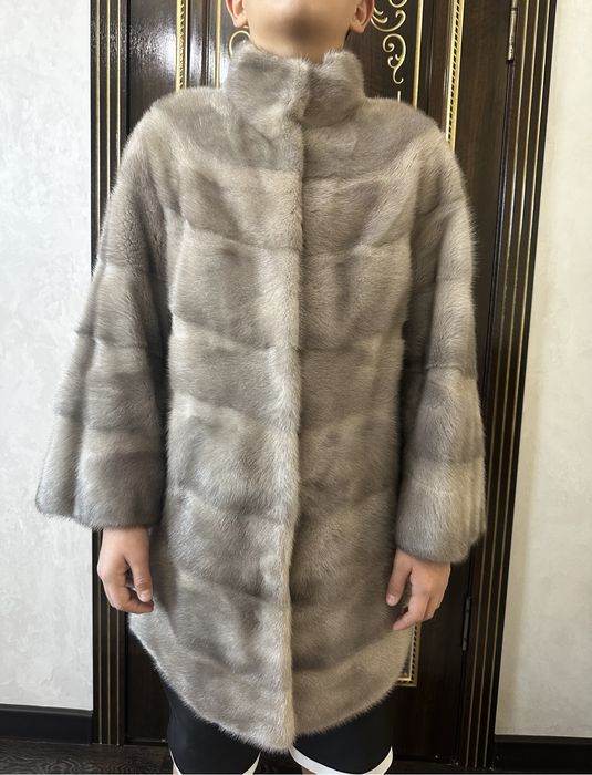 Продам норковую шубу