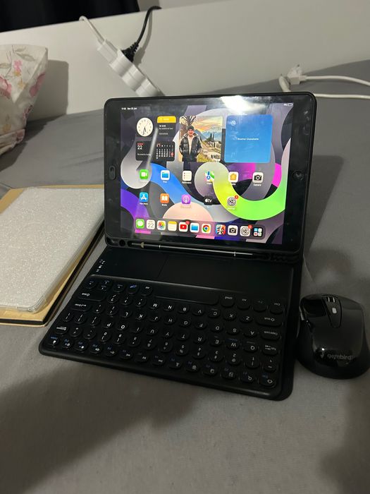 iPad 8 (2020) | 10.2" | 32 GB | spacegrey |