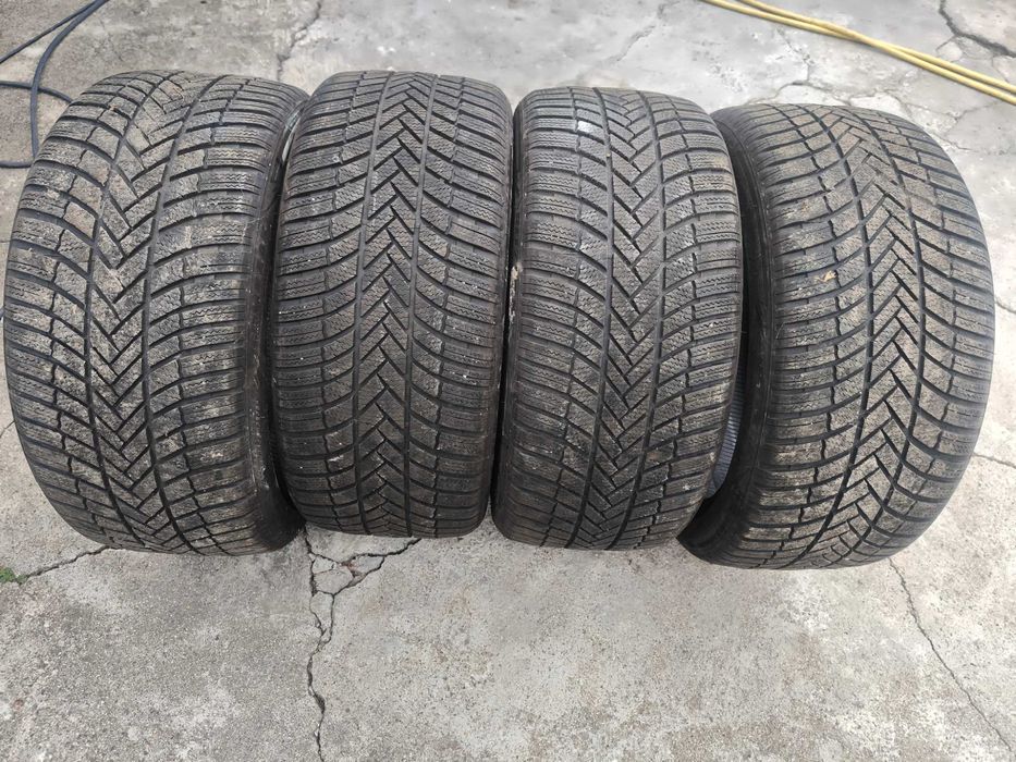Продавам 4бр. Bridgestone Blizzak lm005 255x40x19