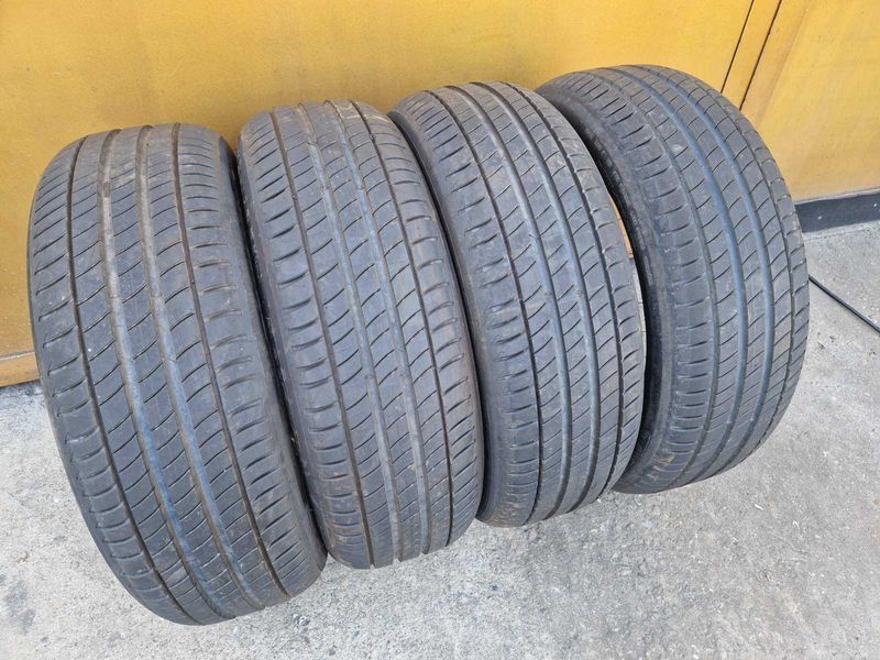 4 Michelin R19 205/55
летни гуми
DOT0120