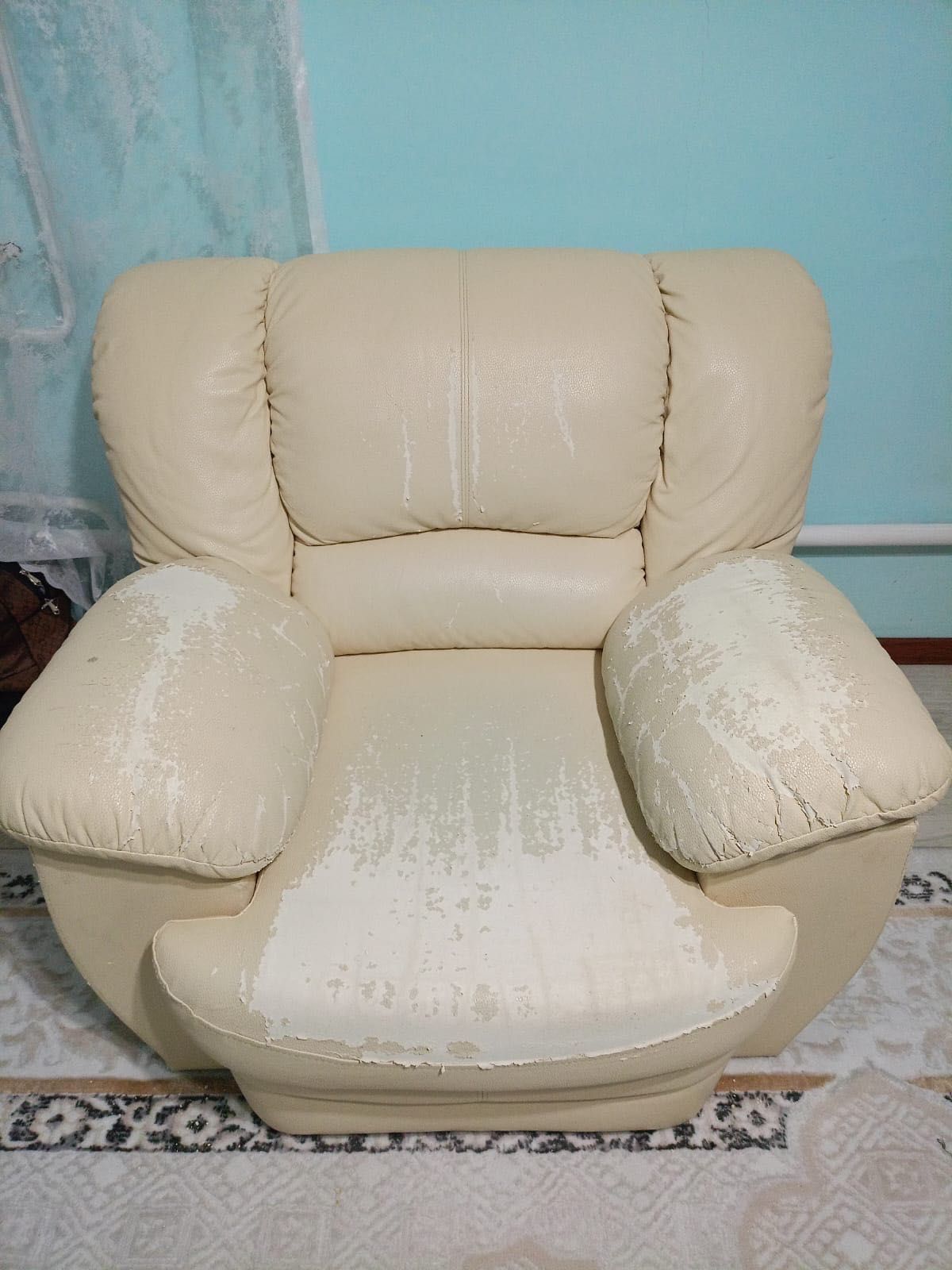 Диван с креслом самовывоз