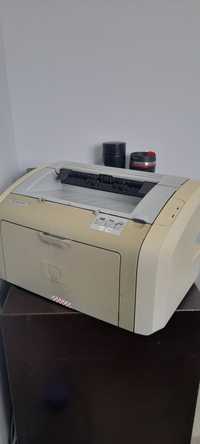 HP LaserJet 1020
Принтер

Аппарат простой и надёжный, в отличном