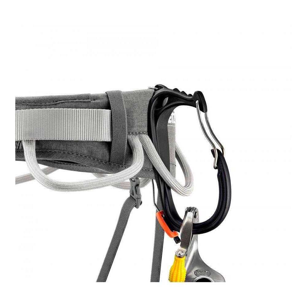 НОВИНКА! Универсальная страховочная система Petzl Corax