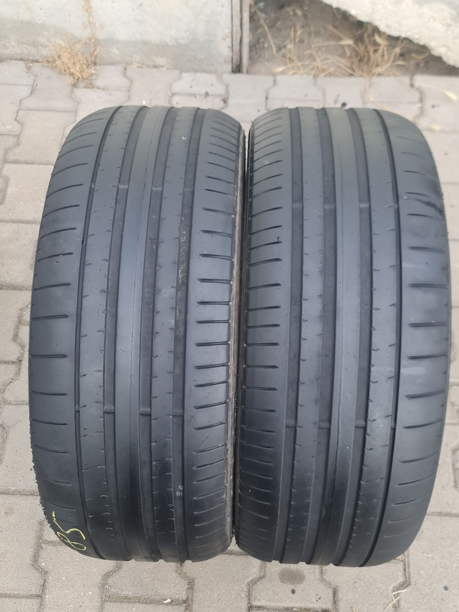 285 40 22 Pirelli