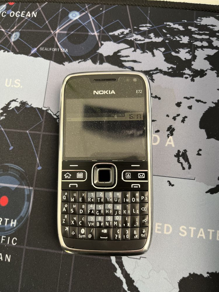 Продам Nokia E72