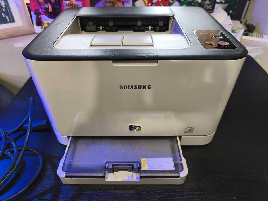 SAMSUNG лазерен принтер CLP-320