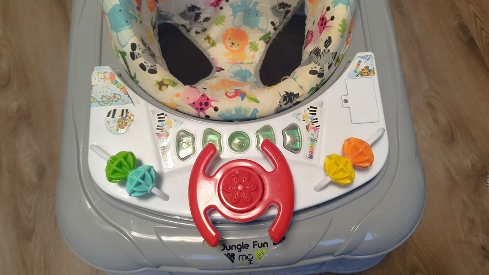 Проходилка Moni jungle fun сива