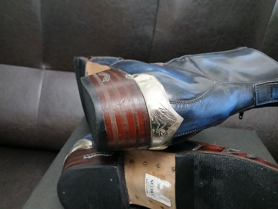 Cizme Sendra utilizați ,mărimea 44,originale .900 roni.