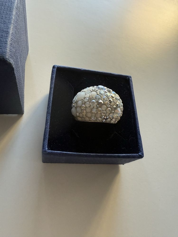Swarovski пръстен