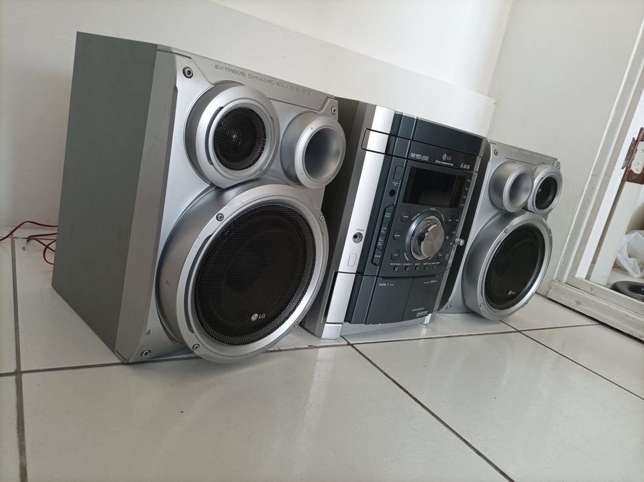 LG центр sotiladi