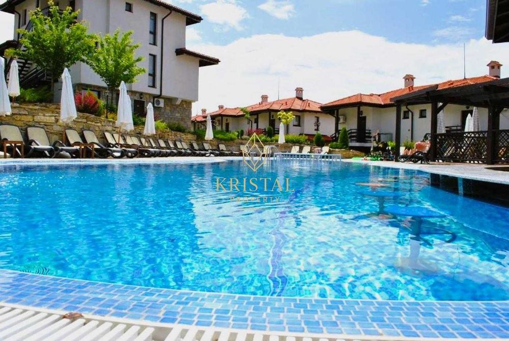 ID: 53 Тристаен апартамент във вилна зона в Кошарица