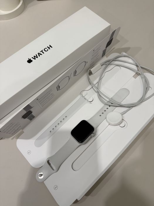 Apple Watch SE (2 gen) 40mm