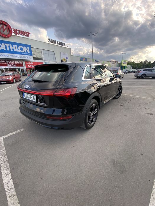 Audi E-tron!Ауди Е-трон!