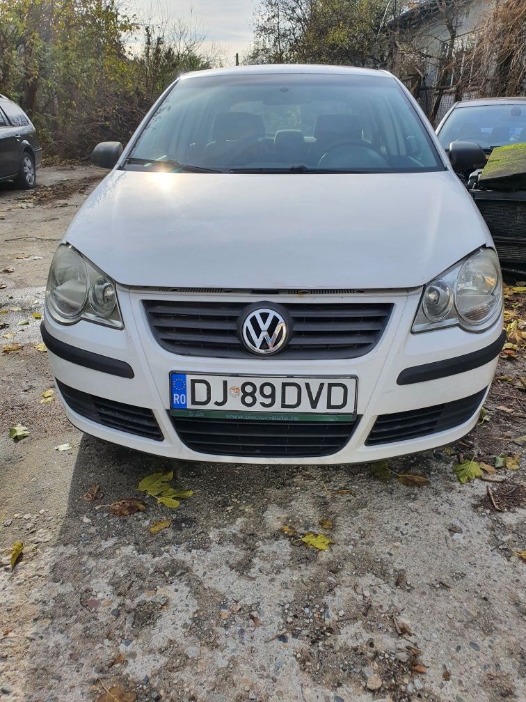 Dezmembrez Wolkswagen Polo 9N facelift  1.4 diesel