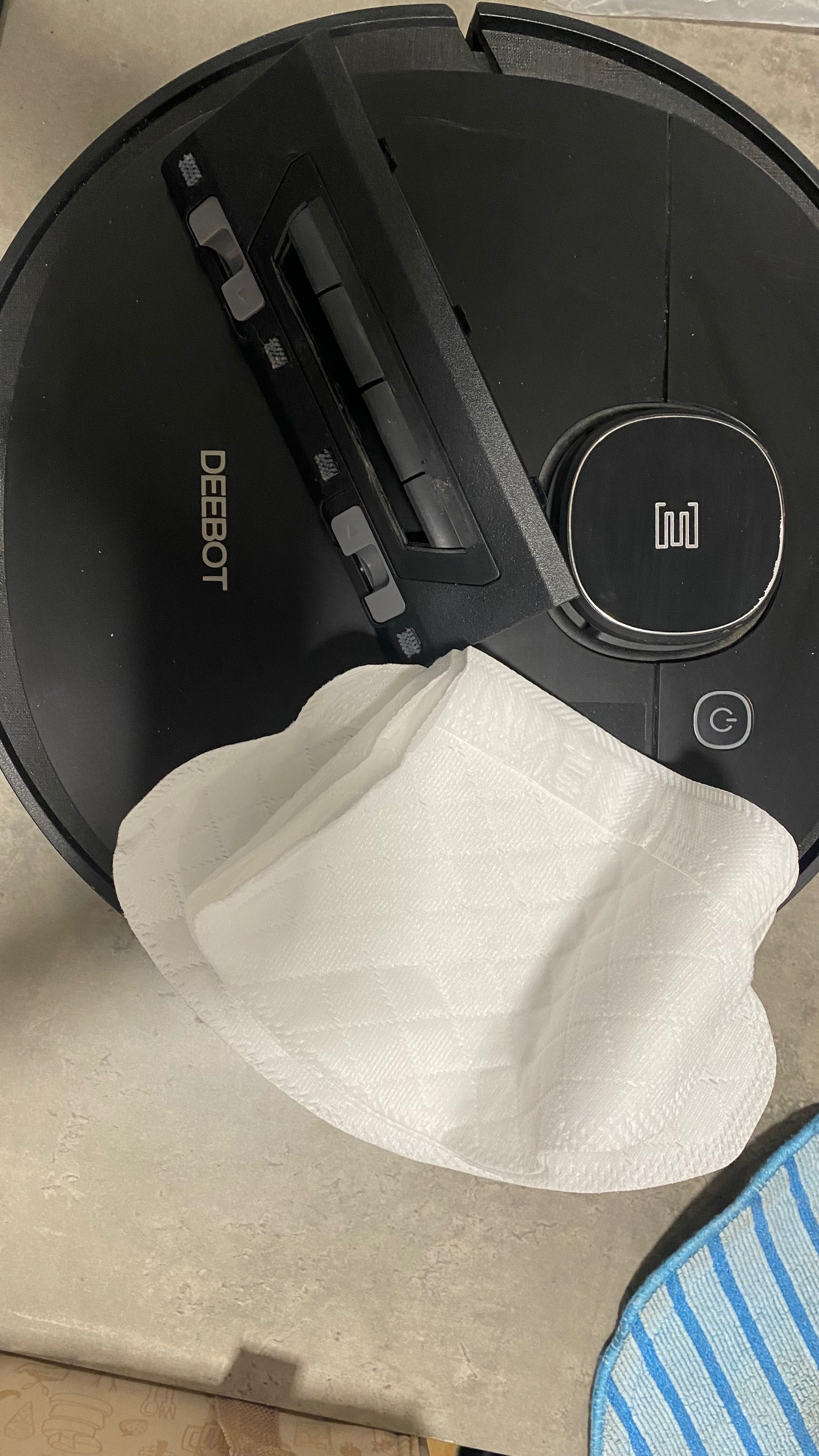 Ecovacs DEEBOT OZMO
950 с функция моп