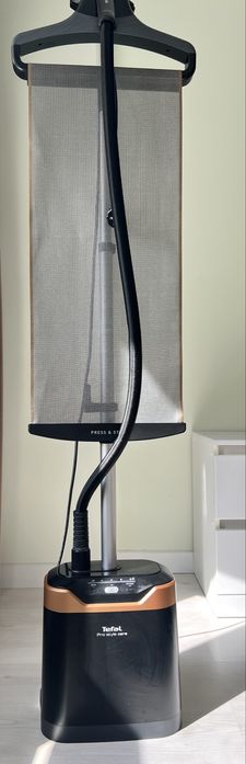 Отпариватель Tefal Pro Style Care