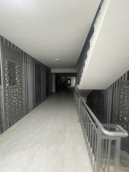 Ул.Бабура  Новостройка   Зарафшон сити.  3 ком