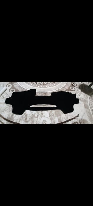 Накидка на панель авто